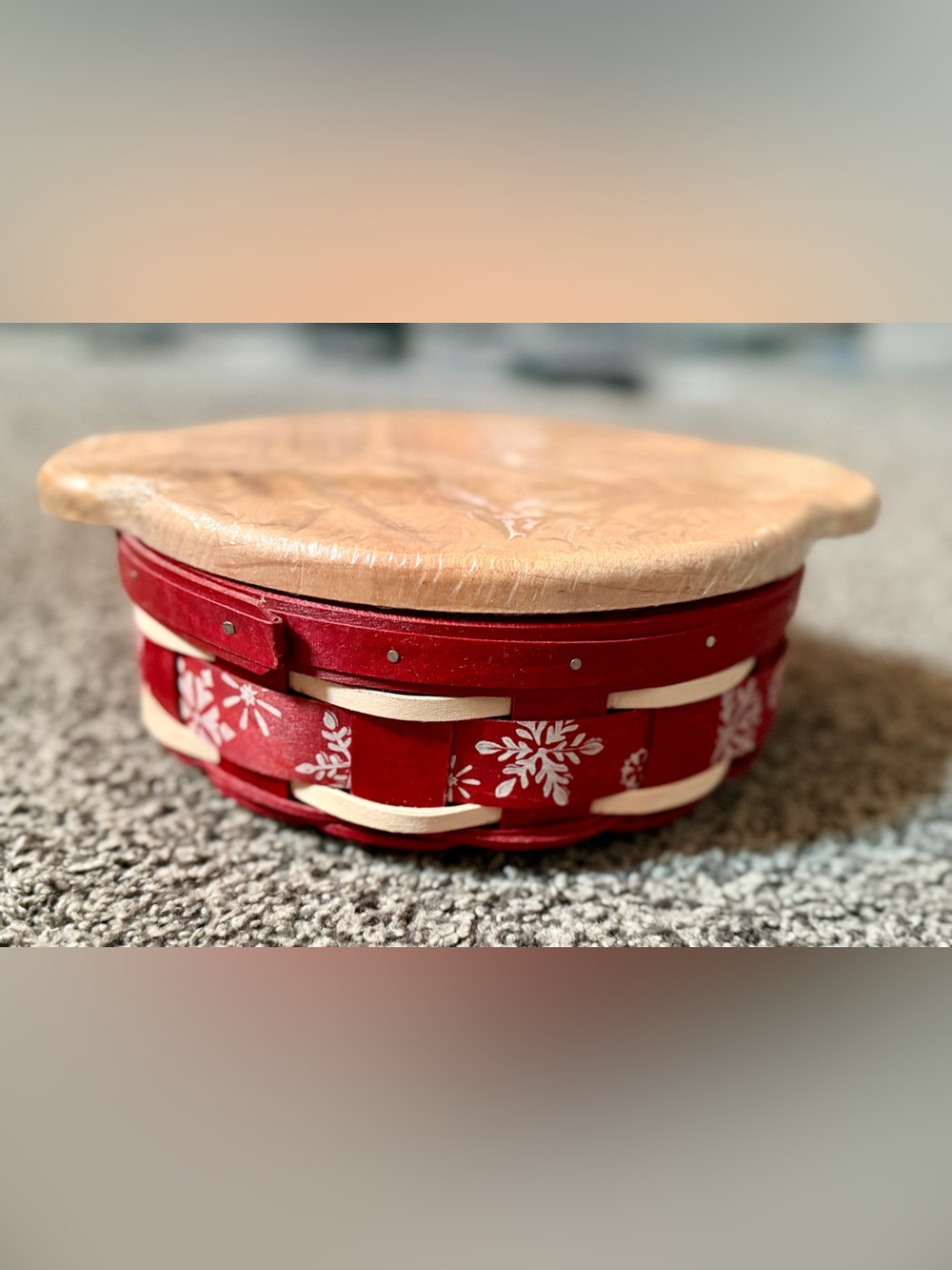 Longaberger Red Natural Snowflake Woven Trinket Basket Snowflake Divide it Up